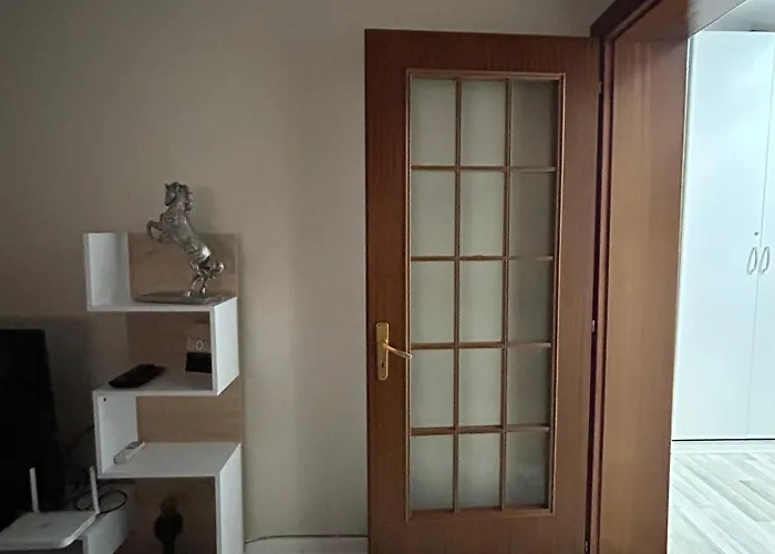 Apartment Alle's M Shyri *