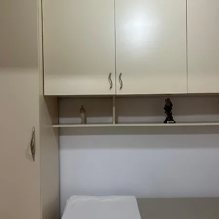 Alle's M Shyri * Tirana