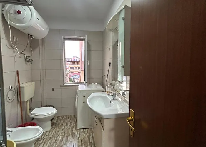 Alle's M Shyri Apartament Tirana